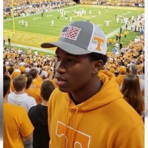 Columbia PFG Tennessee Volunteers Hat Flexfit Gray, White, Orange S/M EUC